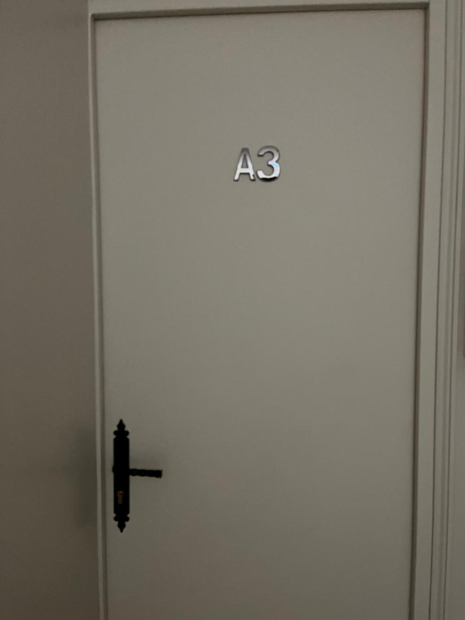 Double Room Private Bathroom